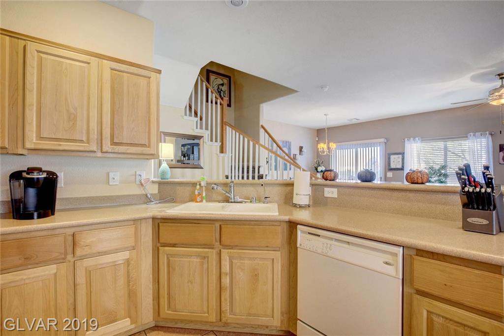 1093 Elation Lane, Unit 2 Henderson, NV 89002 - Photo 13 of 32