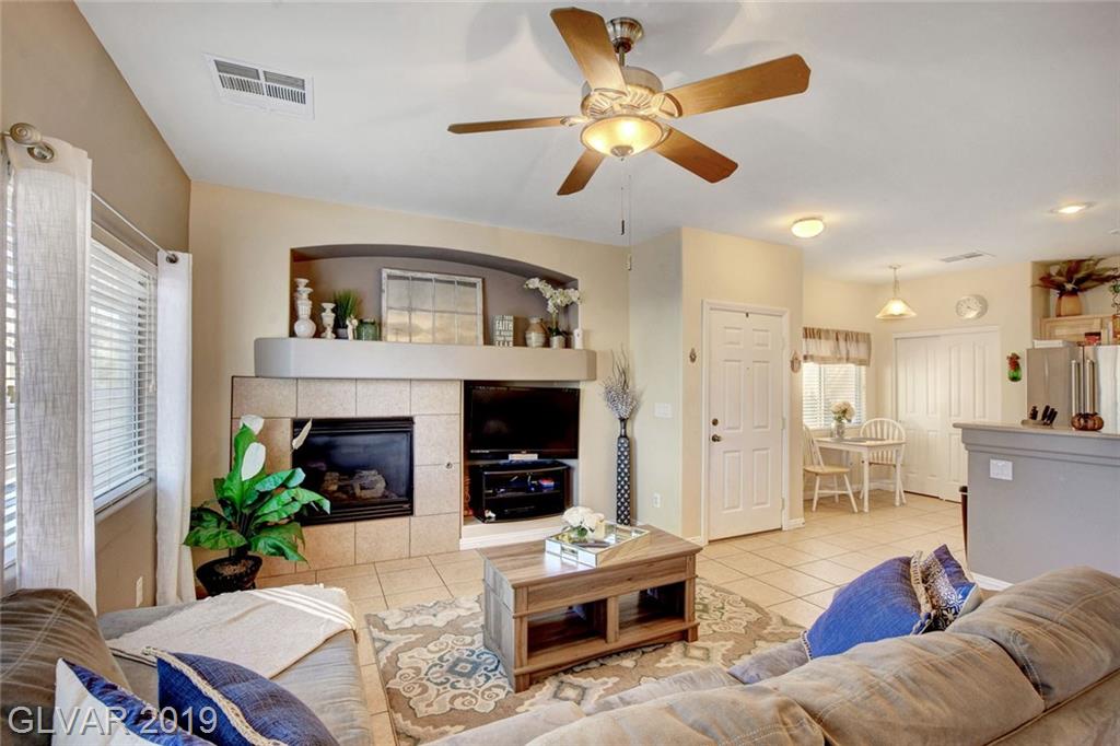 1093 Elation Lane, Unit 2 Henderson, NV 89002 - Photo 5 of 32