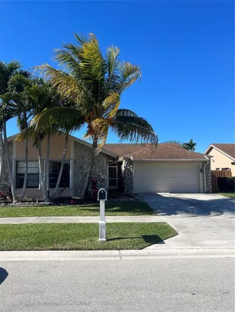 $4,700 | 21023 Rustlewood Avenue, Boca Raton, FL 33428
