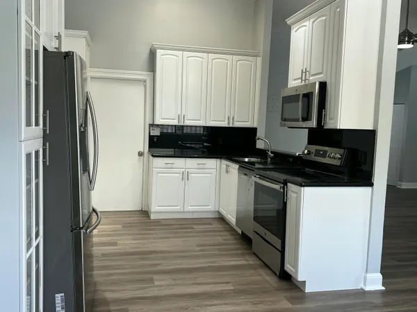 $4,700 | 21023 Rustlewood Avenue, Boca Raton, FL 33428