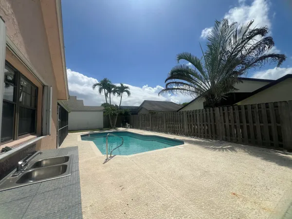 $4,700 | 21023 Rustlewood Avenue, Boca Raton, FL 33428