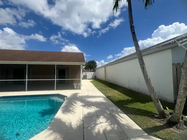 $4,700 | 21023 Rustlewood Avenue, Boca Raton, FL 33428