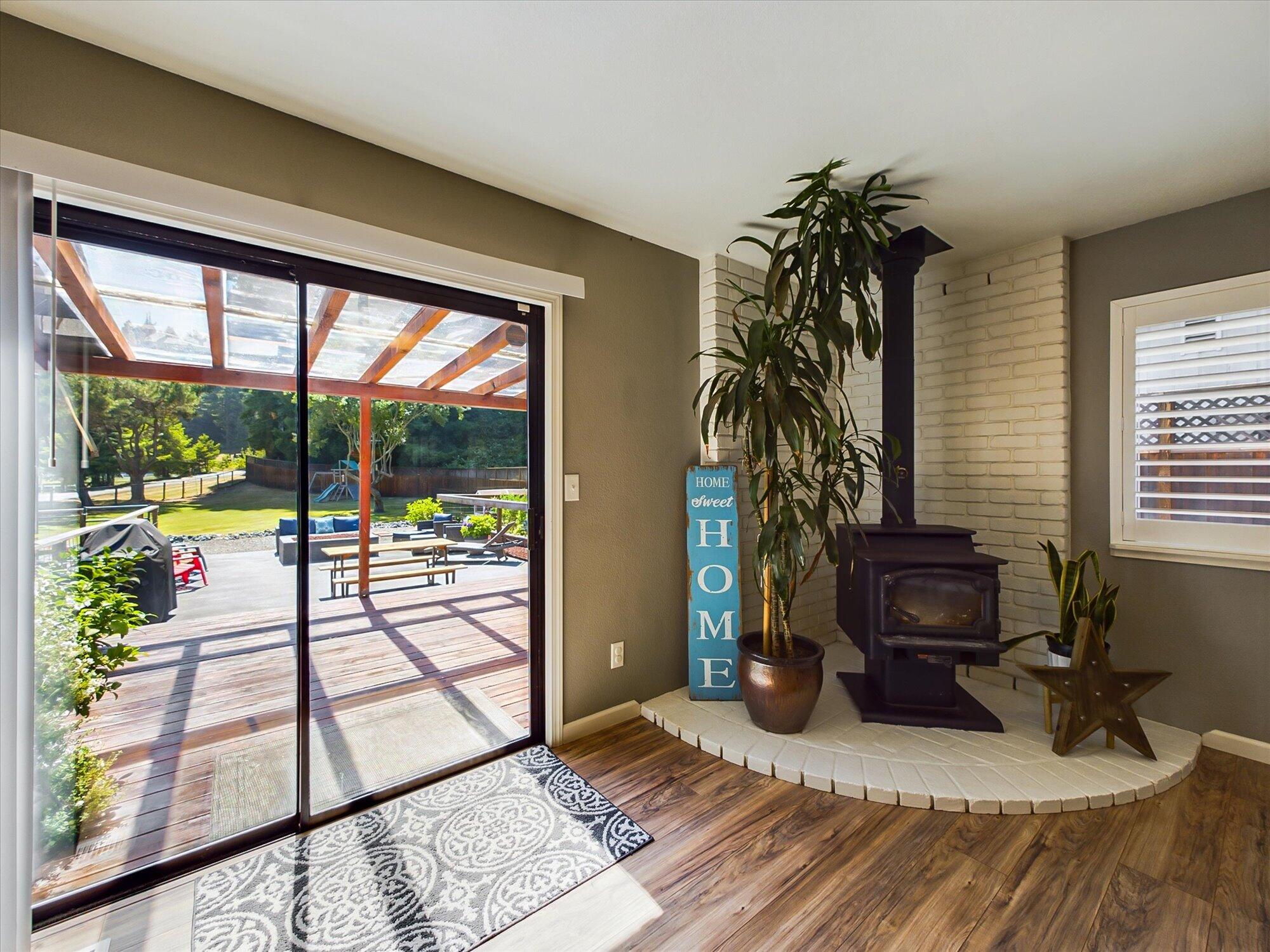 4048 Campton Road Eureka, CA 95503 - Photo 21 of 54