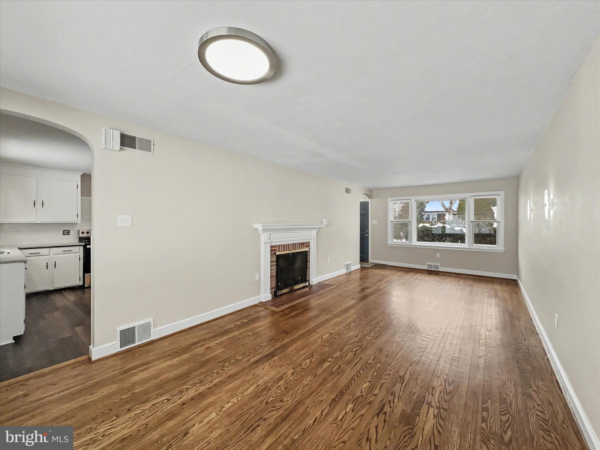 758 Clearmount Road York, PA 17403 - Photo 6 of 20