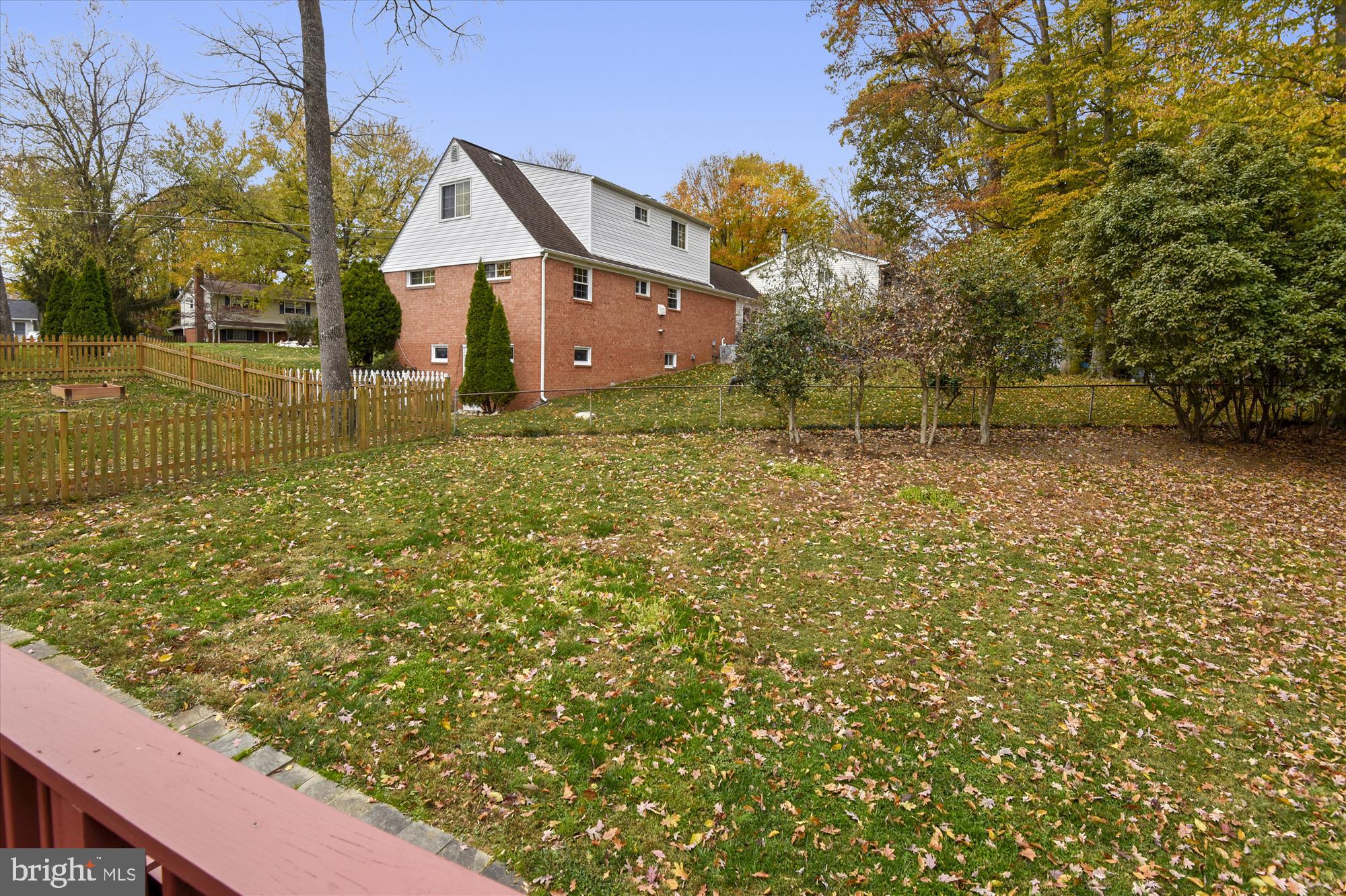5514 Margate Street Springfield, VA 22151 - Photo 34 of 49 View of Rear Yard from Deck
