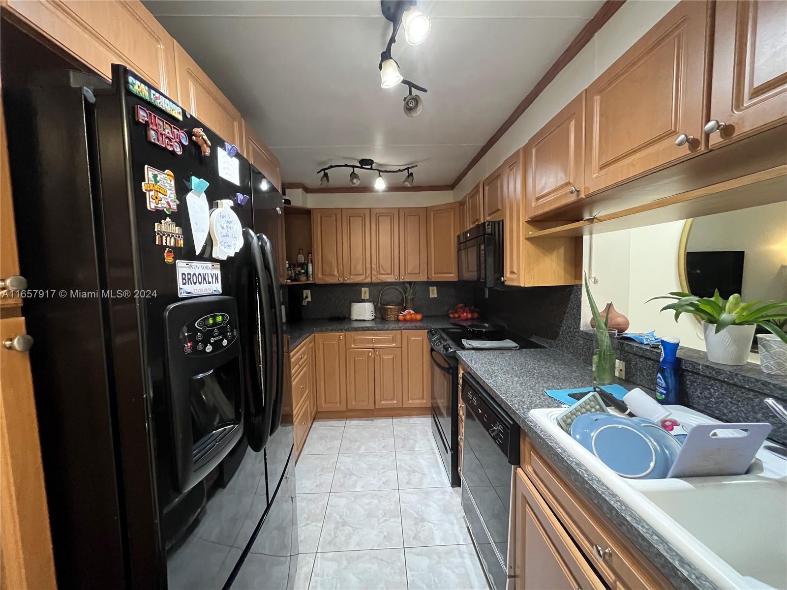 14165 Southwest 87th Street, Unit D404 Miami, FL 33183 - Photo 4 of 25