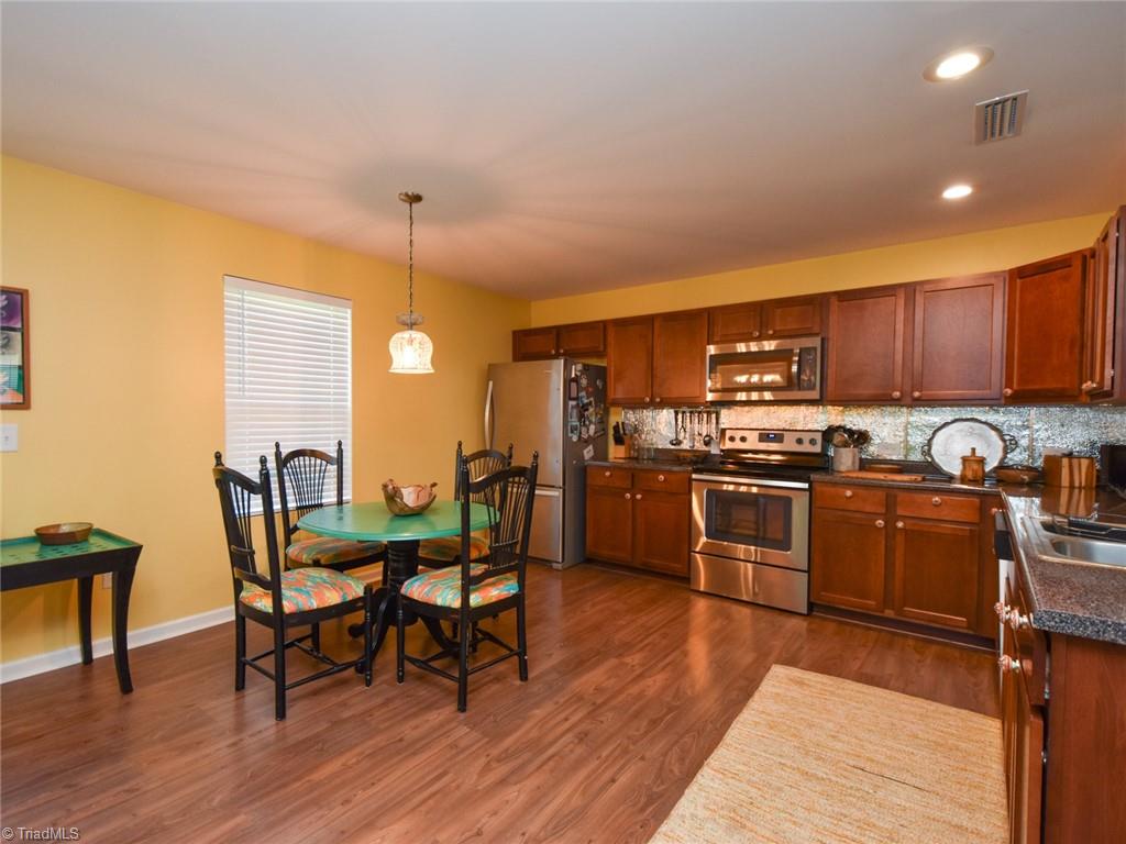 921 Bitting Hall Circle Rural Hall, NC 27045 - Photo 6 of 24 Gallery Image 6