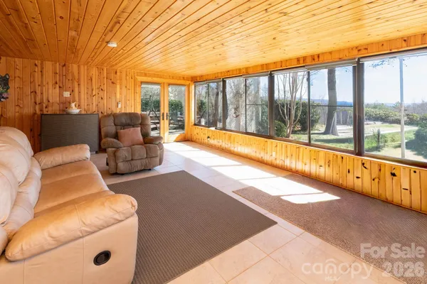 $420,000 | 181 Leisure Ridge Drive, Mars Hill, NC 28754