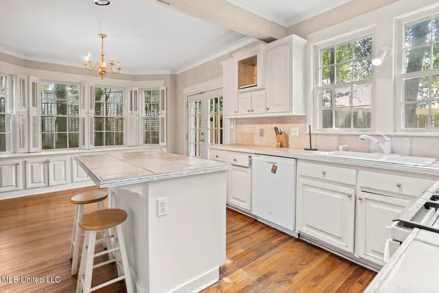 $299,000 | 3730 Kings Highway, Jackson, MS 39216