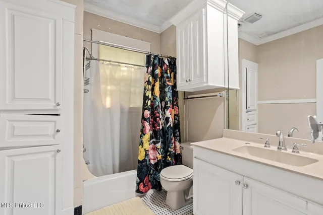 $299,000 | 3730 Kings Highway, Jackson, MS 39216