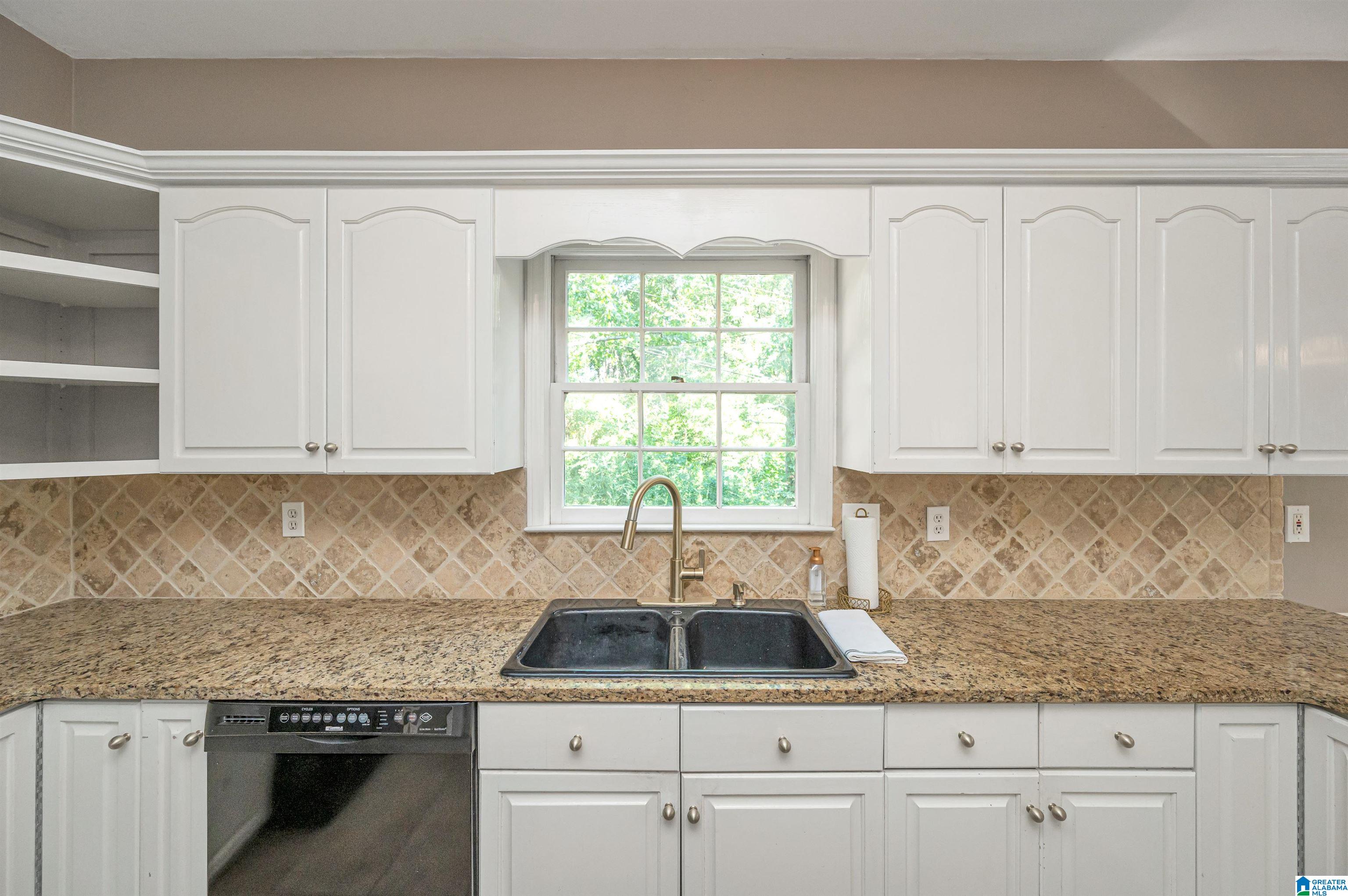 3914 Spring Valley Road Birmingham, AL 35223 - Photo 13 of 45