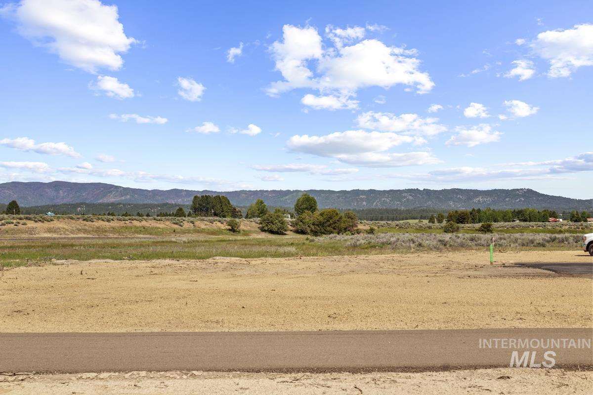 L2-b2 L2-b2 Lazy River Street Cascade, ID 83611 - Photo 2 of 9