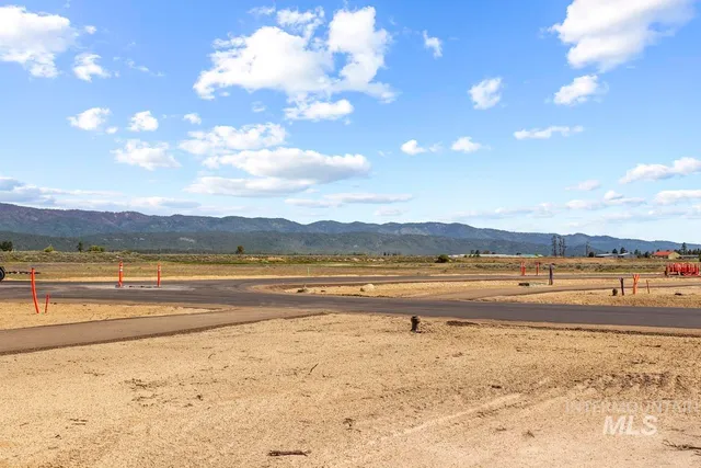 $99,000 | L2-b2 L2-b2 Lazy River Street, Cascade, ID 83611