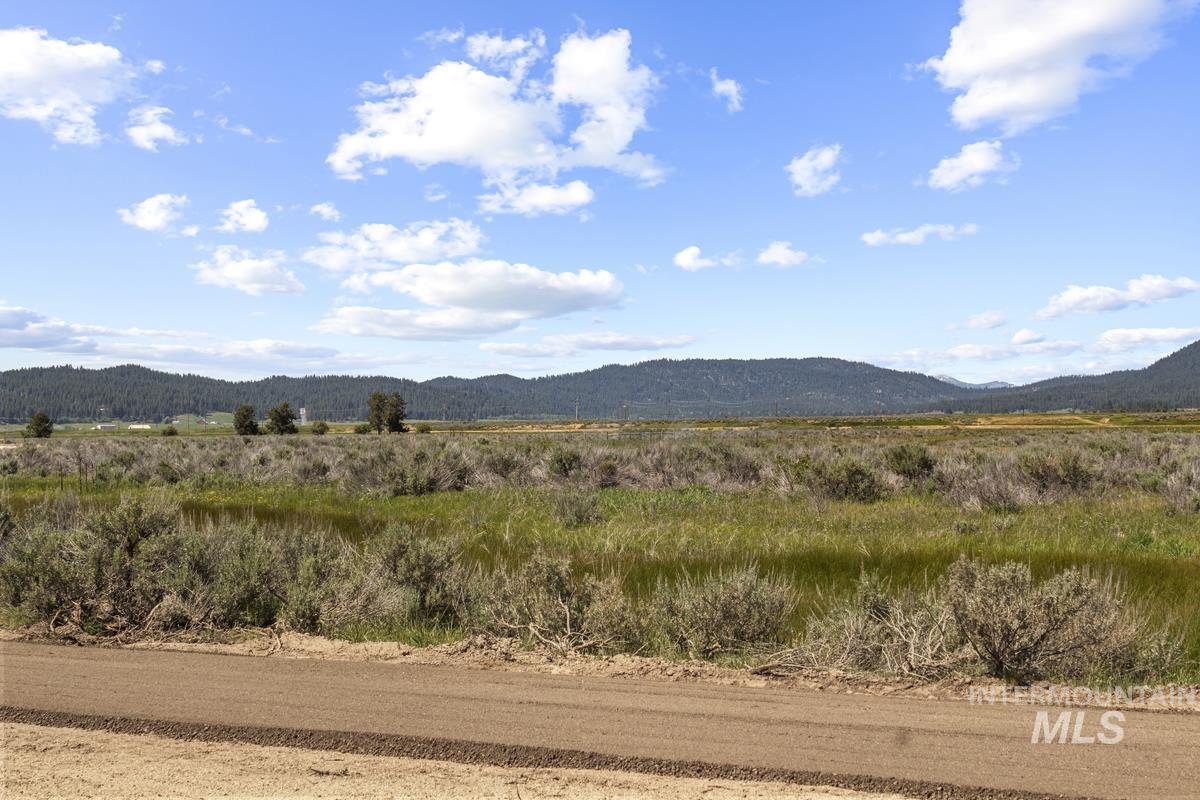 L2-b2 L2-b2 Lazy River Street Cascade, ID 83611 - Photo 4 of 9
