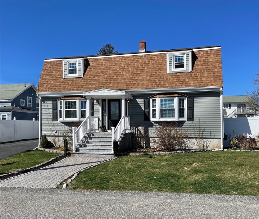 363 Smith Street Fall River, MA 02721 - Photo 1 of 38 Gallery Image 1