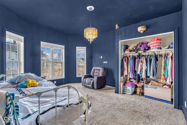 $299,900 | 110 Lincoln Street, Edinburgh, IN 46124