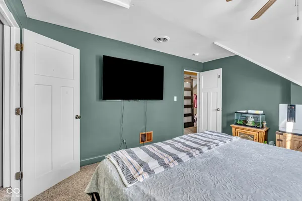 $299,900 | 110 Lincoln Street, Edinburgh, IN 46124