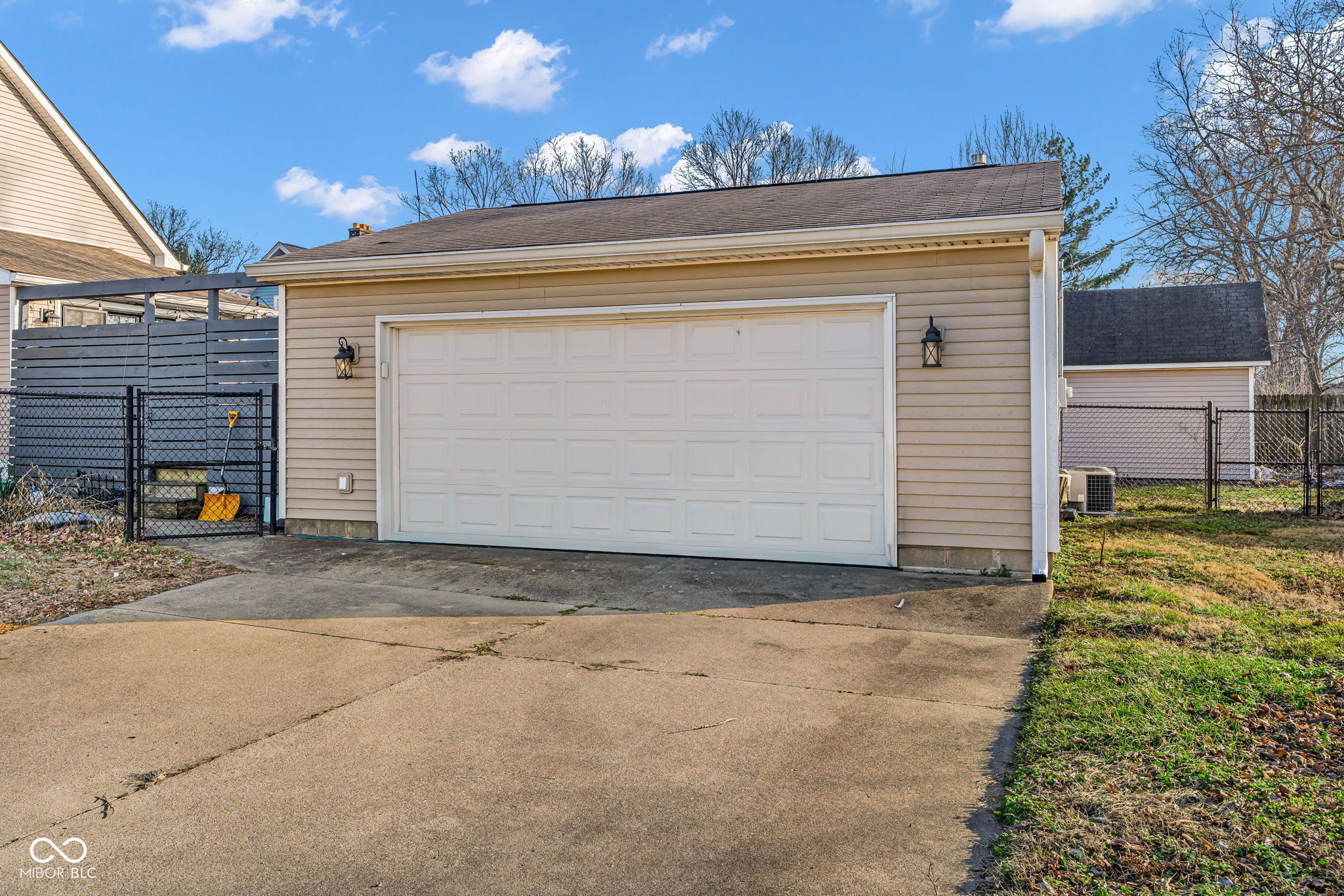 110 Lincoln Street Edinburgh, IN 46124 - Photo 24 of 29