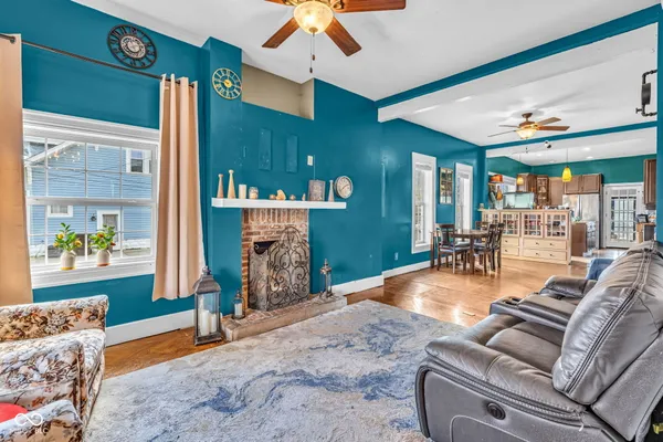 $299,900 | 110 Lincoln Street, Edinburgh, IN 46124