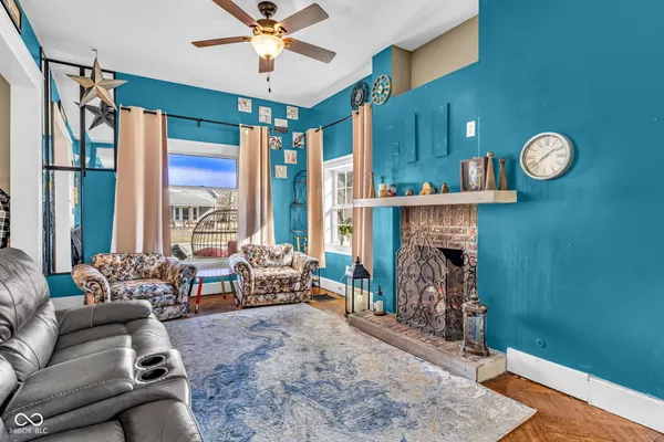 $299,900 | 110 Lincoln Street, Edinburgh, IN 46124