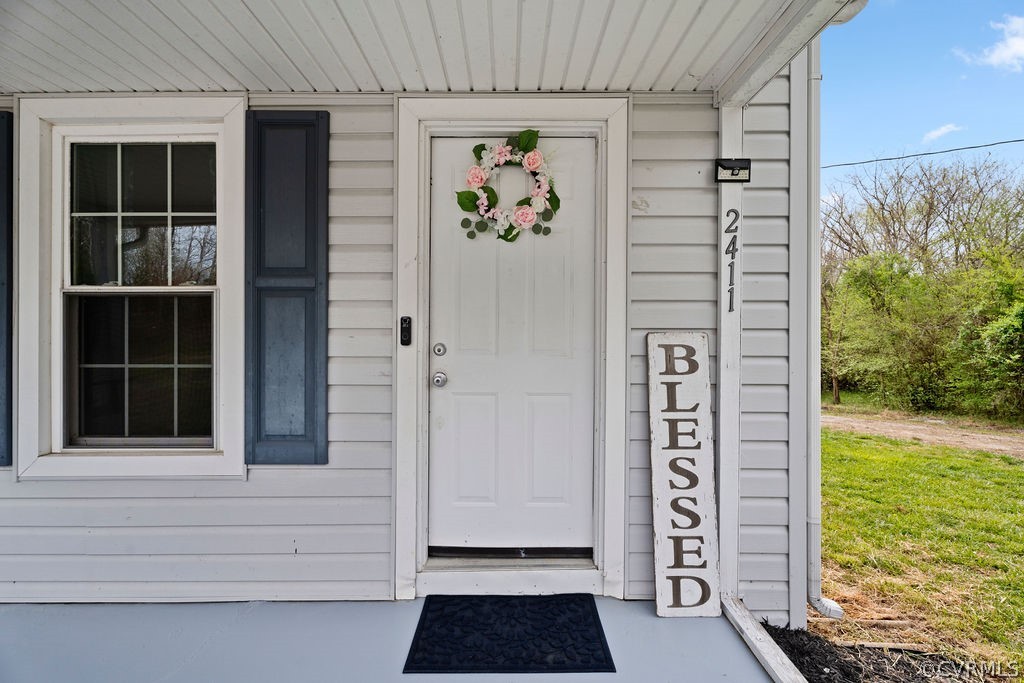 2411 Moore Road Powhatan, VA 23139 - Photo 4 of 31 Gallery Image 4
