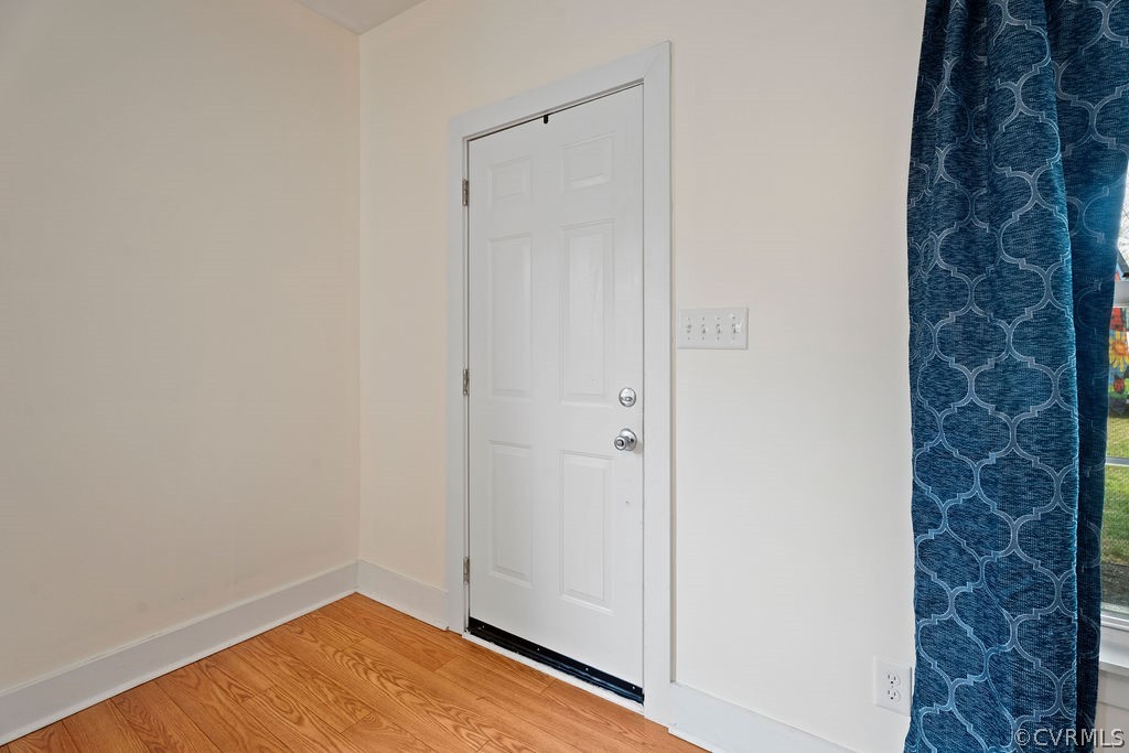 2411 Moore Road Powhatan, VA 23139 - Photo 7 of 31 Gallery Image 7