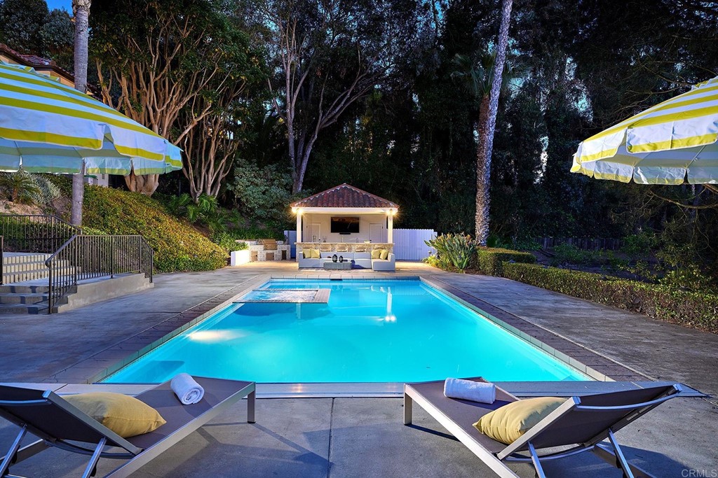 17356 Circa Oriente Rancho Santa Fe, CA 92067 - Photo 10 of 29 a view of a chairs and table in the patio