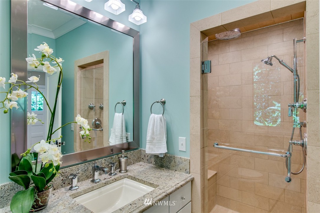 7349 Springridge Road Northeast Bainbridge Island, WA 98110 - Photo 14 of 24 Gallery Image 14