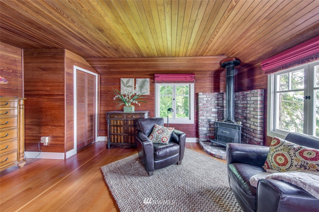 7349 Springridge Road Northeast Bainbridge Island, WA 98110 - Photo 17 of 24 Gallery Image 17