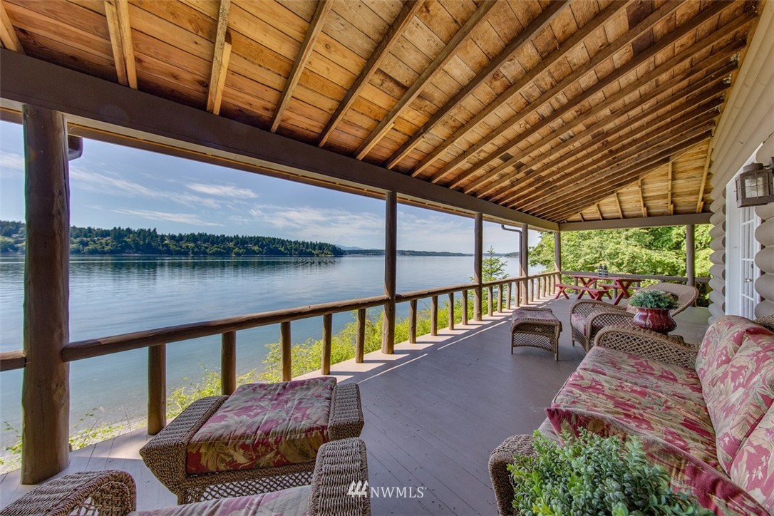 7349 Springridge Road Northeast Bainbridge Island, WA 98110 - Photo 3 of 24 Gallery Image 3