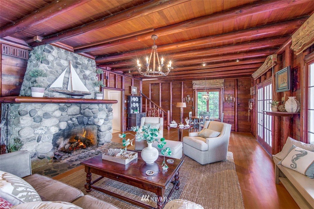 7349 Springridge Road Northeast Bainbridge Island, WA 98110 - Photo 4 of 24 Gallery Image 4