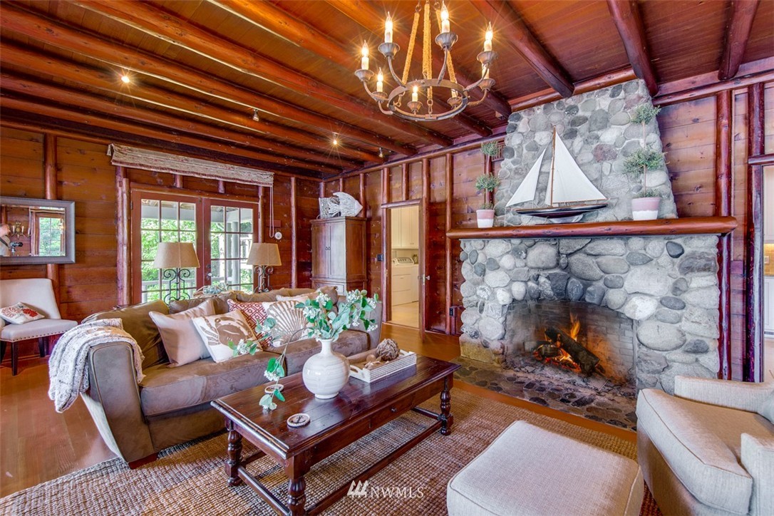 7349 Springridge Road Northeast Bainbridge Island, WA 98110 - Photo 5 of 24 Gallery Image 5
