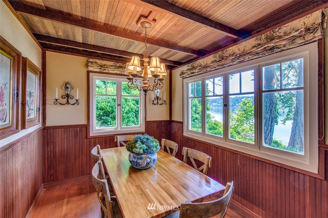 7349 Springridge Road Northeast Bainbridge Island, WA 98110 - Photo 10 of 24 Gallery Image 10