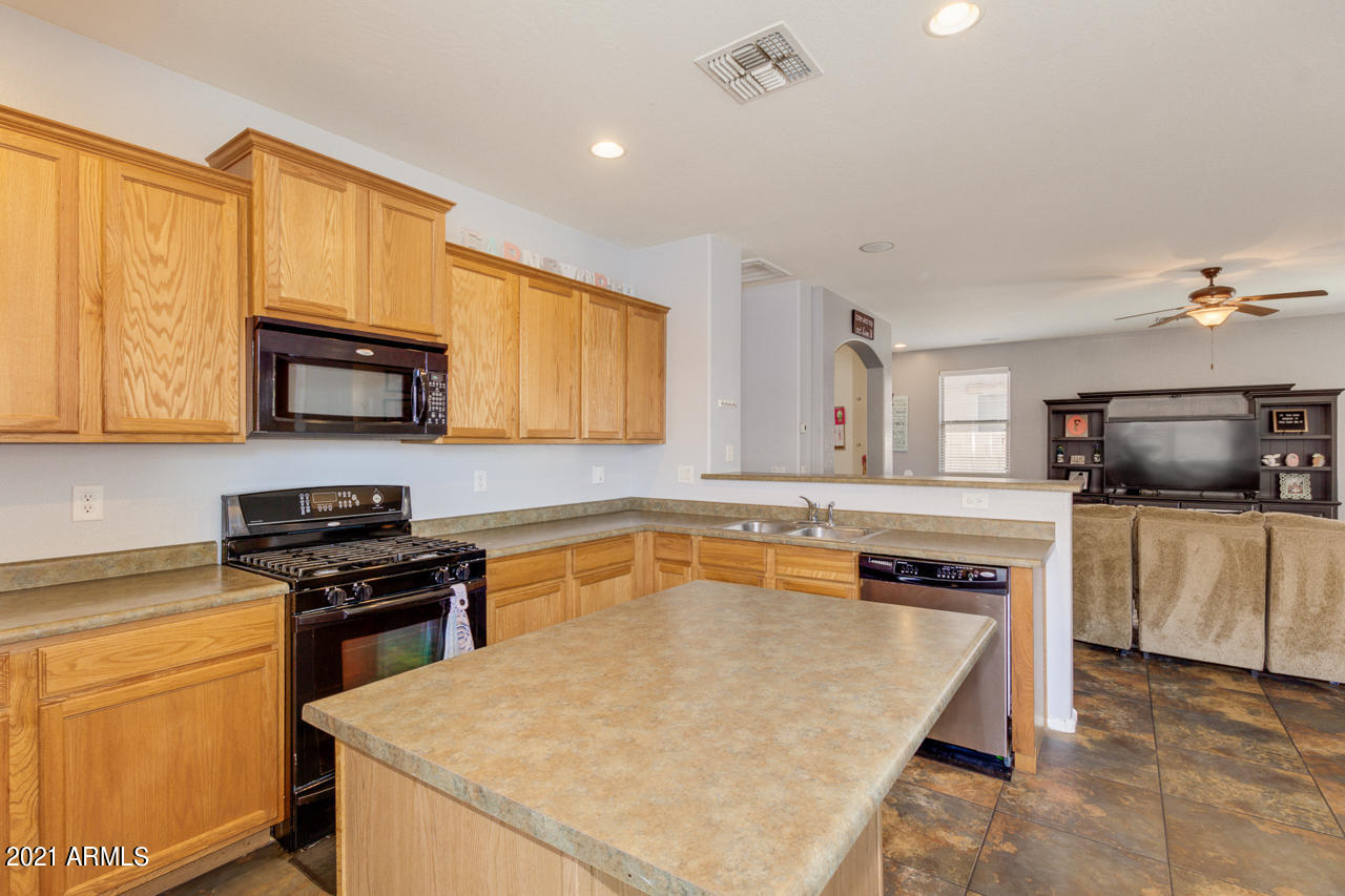18061 West Hatcher Road Waddell, AZ 85355 - Photo 10 of 44 10-Hatcher