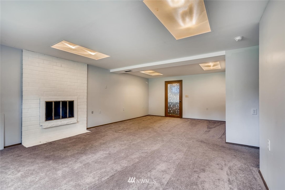 823 Southwest 124th Street Seattle, WA 98146 - Photo 23 of 38 Gallery Image 23