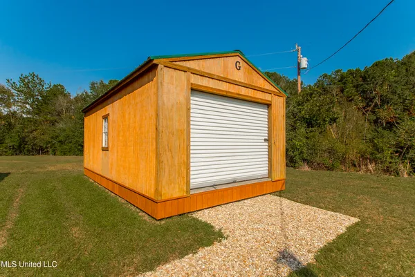 $230,000 | 24 Tom Warner Road, Tylertown, MS 39667