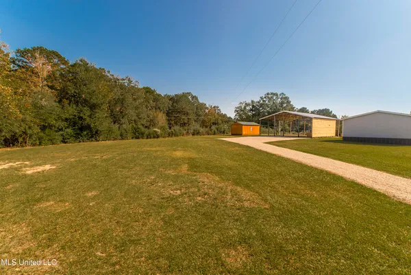 $230,000 | 24 Tom Warner Road, Tylertown, MS 39667