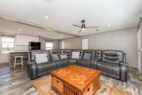 $230,000 | 24 Tom Warner Road, Tylertown, MS 39667