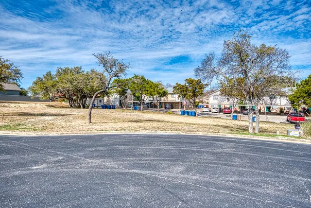 $46,000 | 2004 Bordeaux Drive North, Kerrville, TX 78028