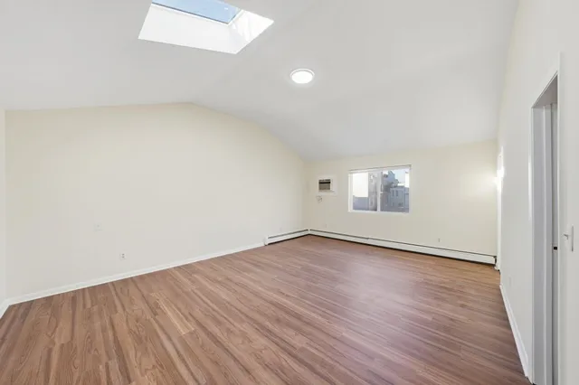 $4,100 | 191 Griffith Street, Unit 2, Jersey City, NJ 07307