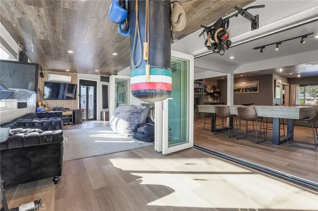 $1,199,000 | 20422-20424 Schoenborn Street, Winnetka, CA 91306