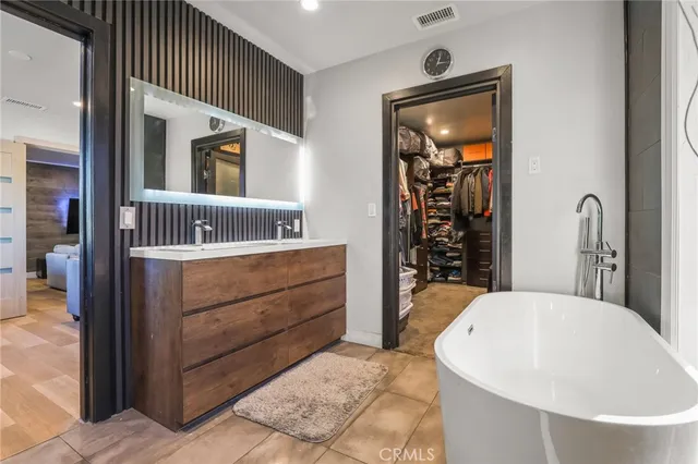 $1,199,000 | 20422-20424 Schoenborn Street, Winnetka, CA 91306