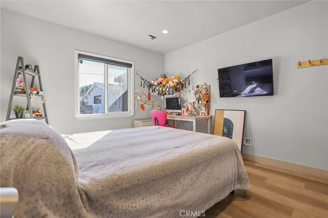 $1,199,000 | 20422-20424 Schoenborn Street, Winnetka, CA 91306