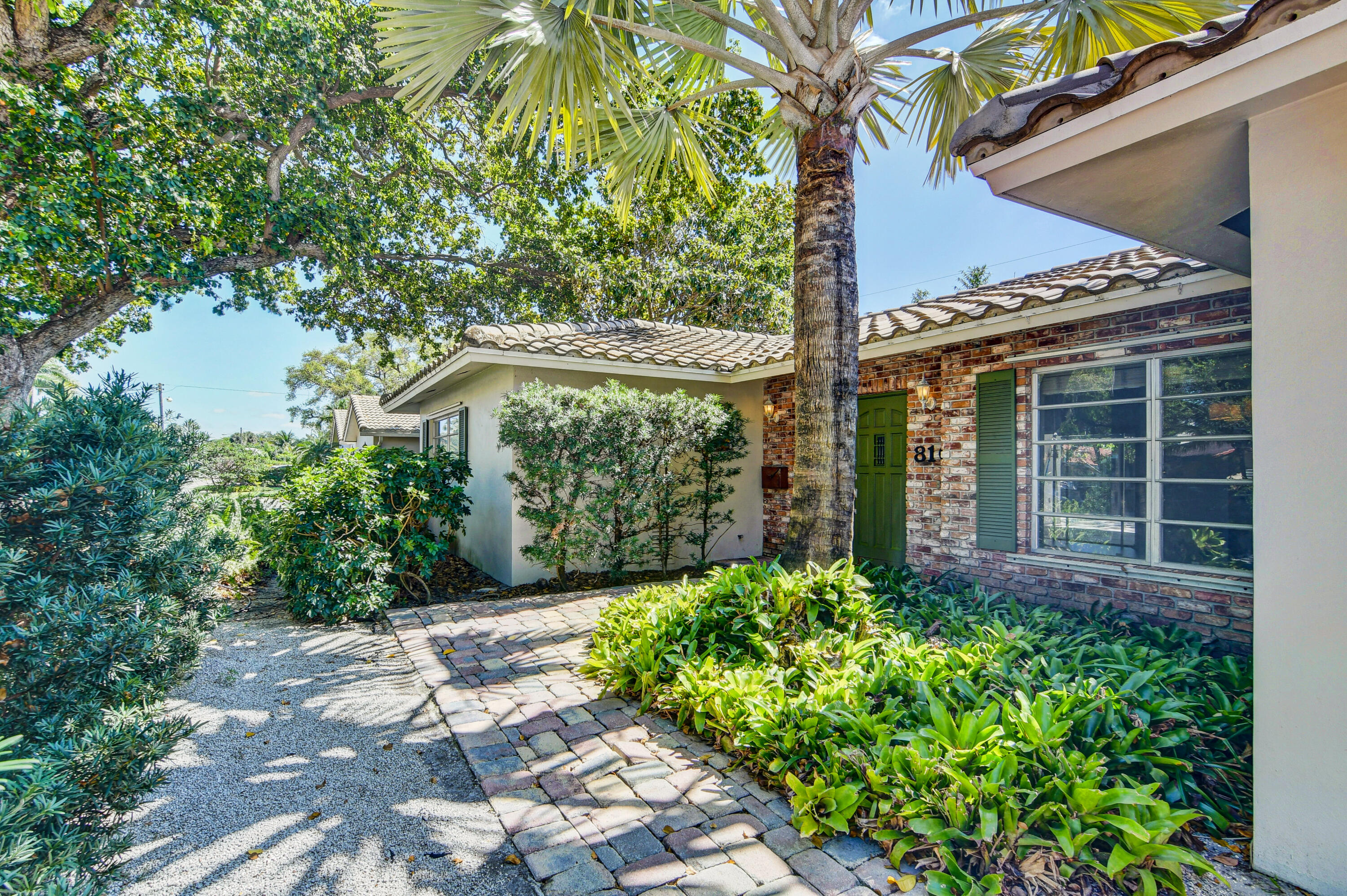810 Northwest 7th Street Boca Raton, FL 33486 - Photo 7 of 48 Front
