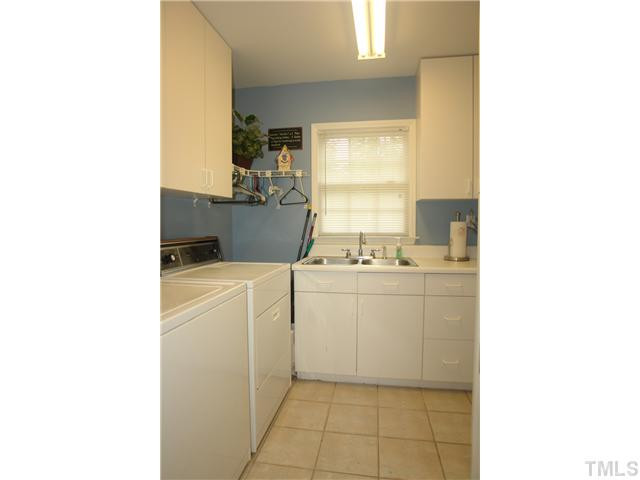 10000 Bradwell Court Raleigh, NC 27613 - Photo 12 of 25 Photo 12