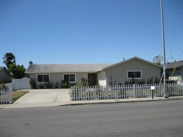 68 Holm Road Watsonville, CA 95076 - Photo 1 of 10 Gallery Image 1