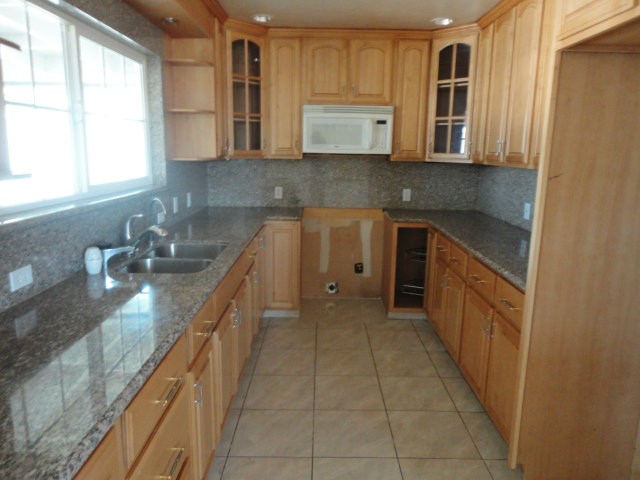 68 Holm Road Watsonville, CA 95076 - Photo 4 of 10 Gallery Image 4