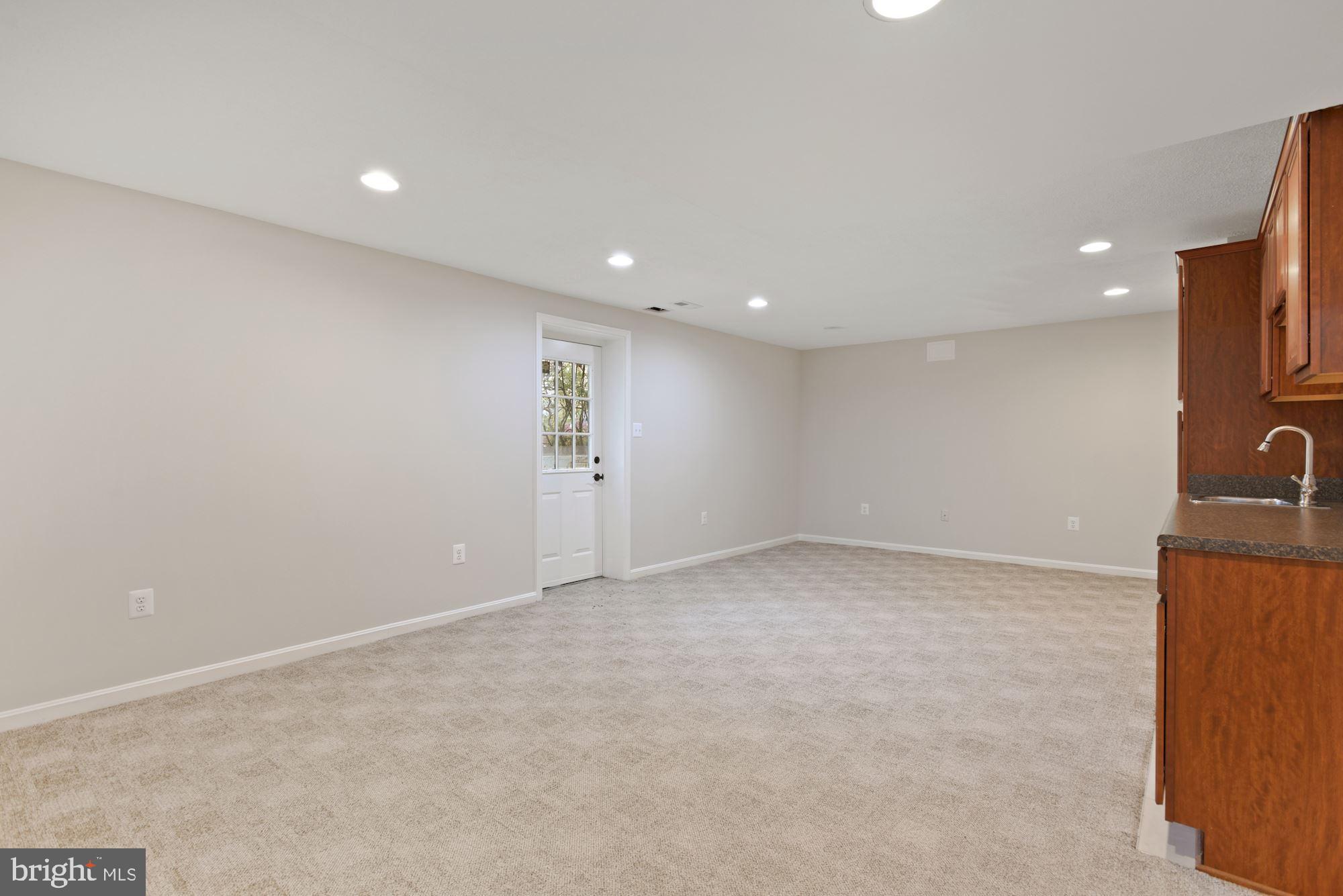 6721 White Post Road Centreville, VA 20121 - Photo 28 of 58