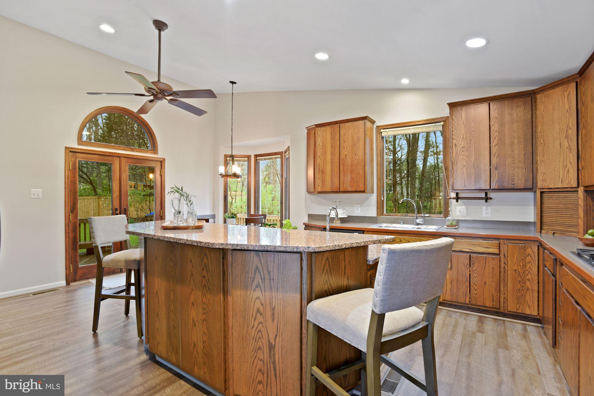 6721 White Post Road Centreville, VA 20121 - Photo 10 of 58