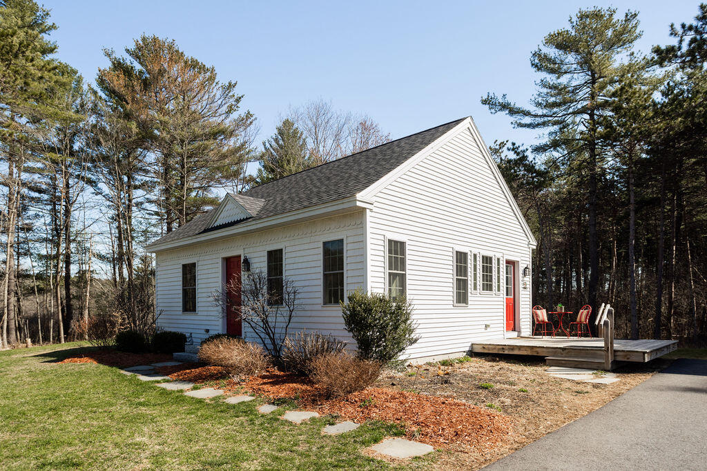 40 Wilson Road Kittery, ME 03904 - Photo 2 of 36 40 Wilson Rd, Kittery